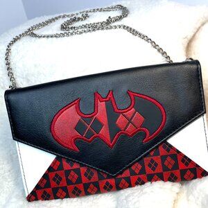 Harley Quinn/Batman crossbody clutch